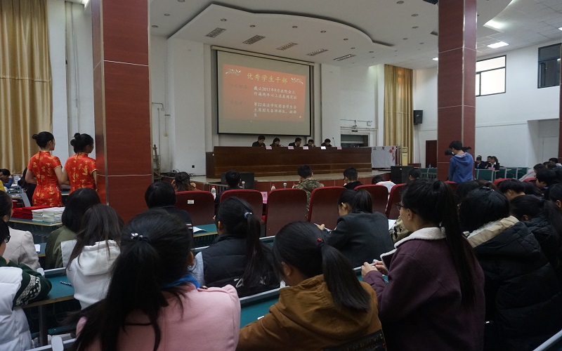 175628dp.jpg 175628dp.jpg